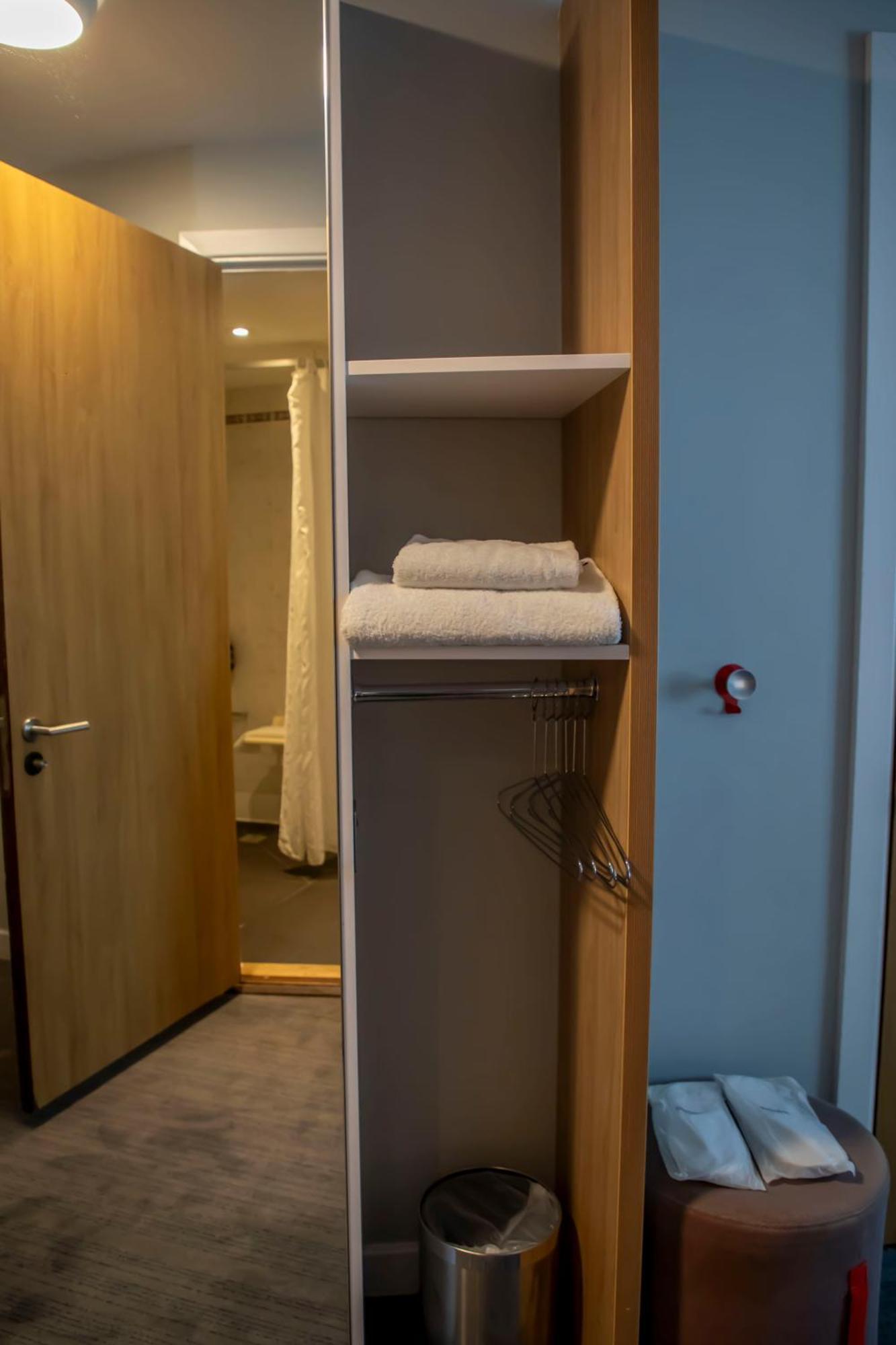 Express Royal Docks By Ihg 3* Londra
